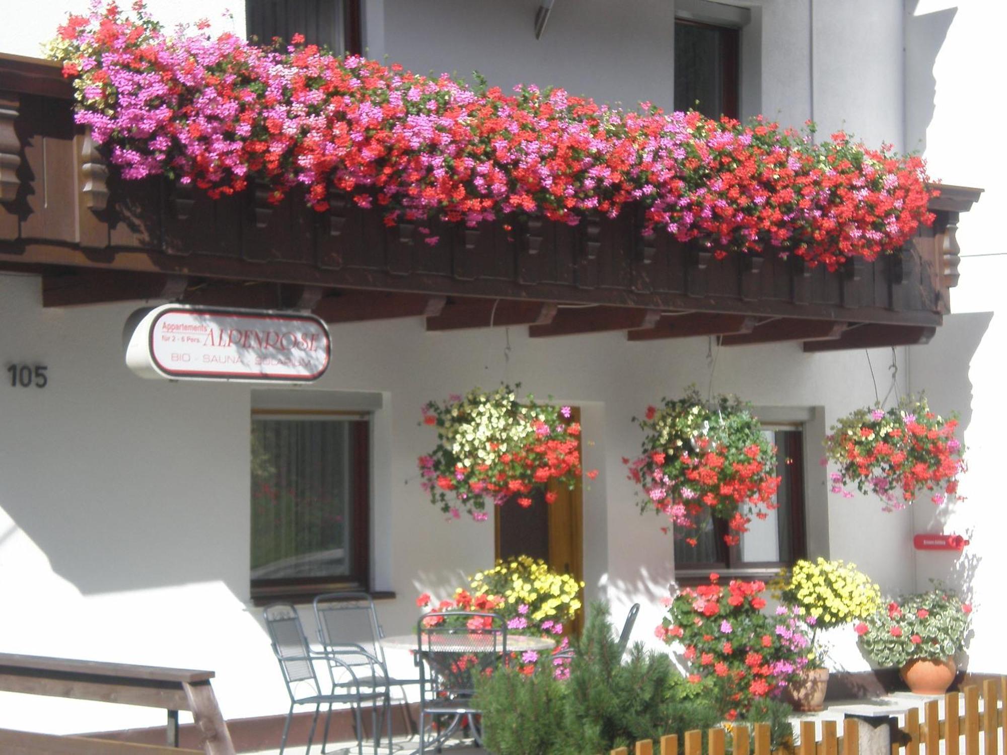 Apartments Alpenrose Флирш Экстерьер фото