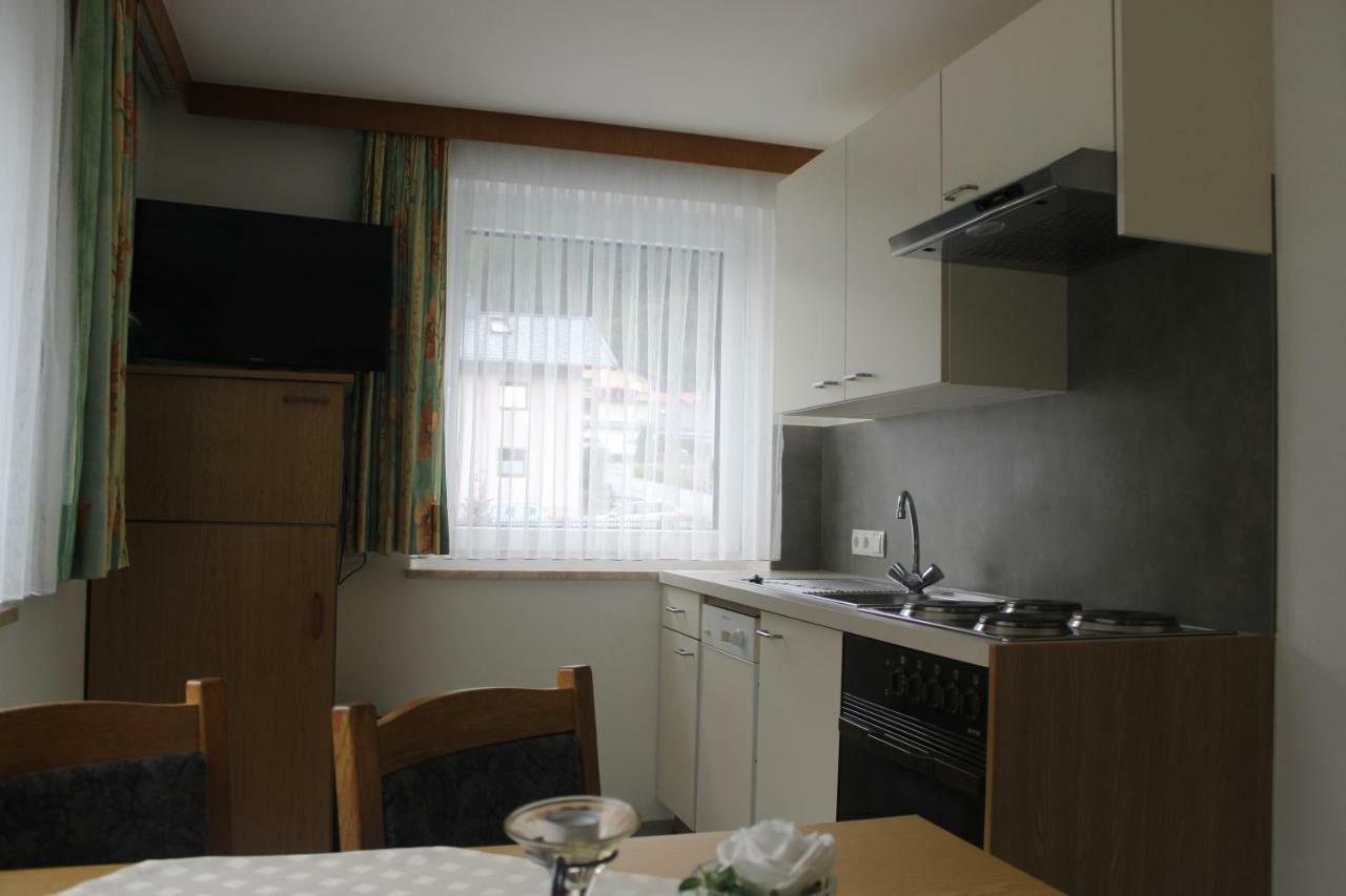 Apartments Alpenrose Флирш Экстерьер фото
